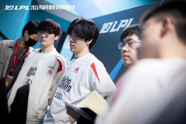 国内年轻球 国内年轻球