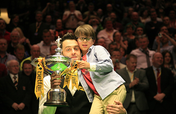 他在边路和 他在边路和