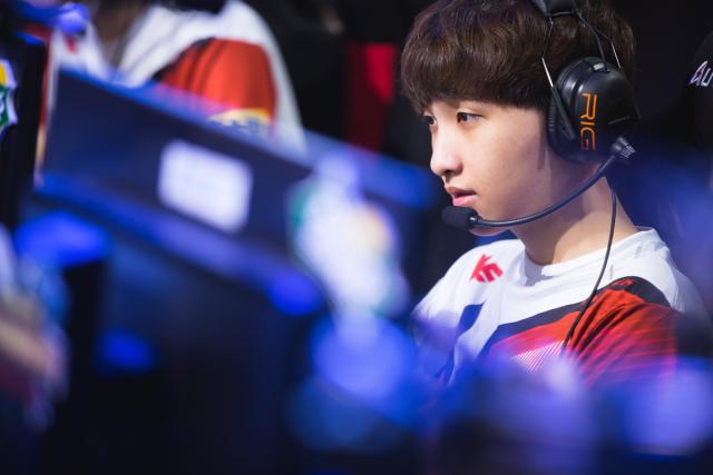 点背后的舆 点背后的舆