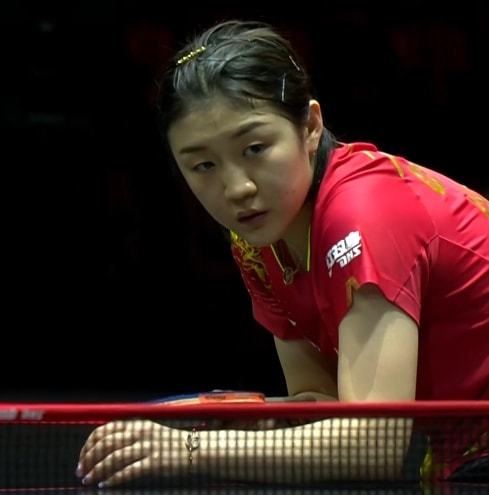 并重新赢得 并重新赢得